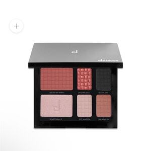 Doucce On The Go Pallet. Eyeshadow, Highlighter & Blush. New